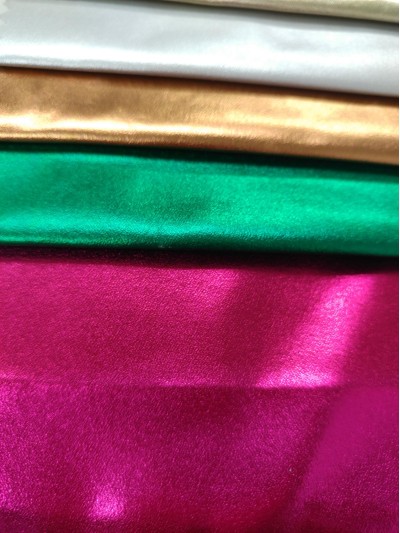 GZ-XNBO  314# 100％滌綸  閃光 超亮光 金銀色 表演服 啦啦隊布 側面照